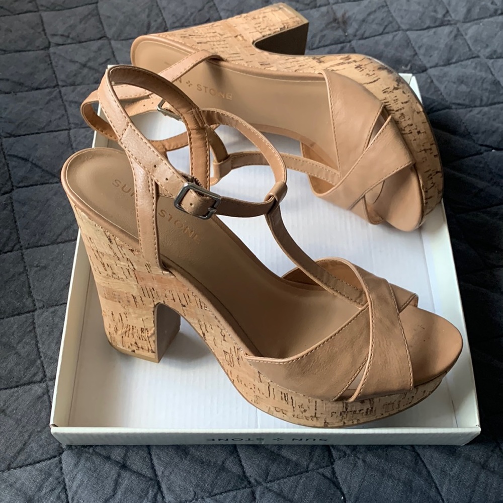 EUC T-strap Jamie sandals from Sun + Stone size 9